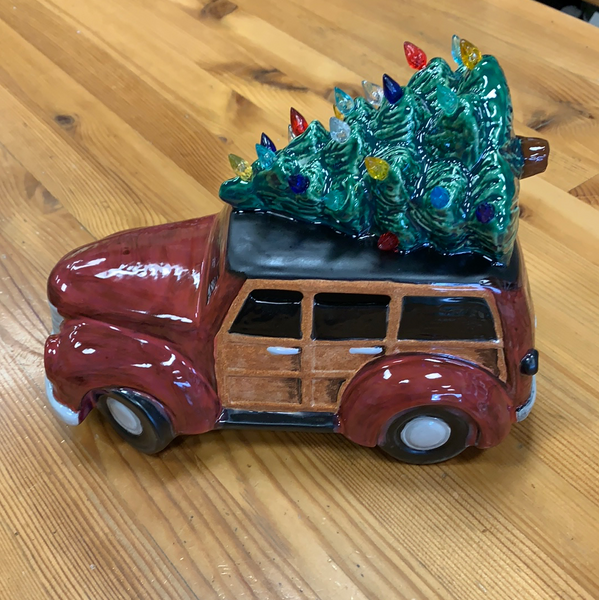 Woody Wagon with Tree with Light Kit